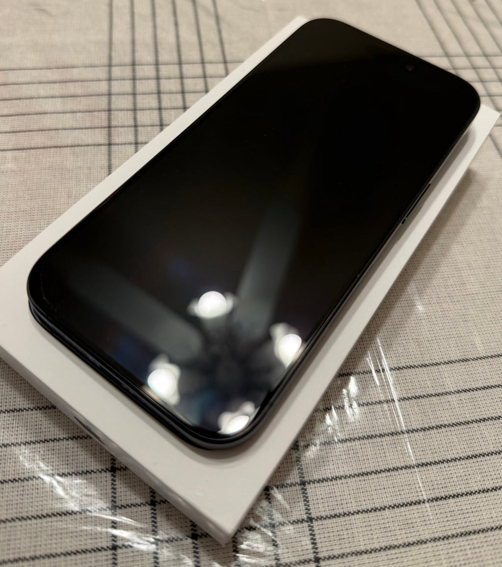 iPhone 15 Pro unlocked 128GB 9A13