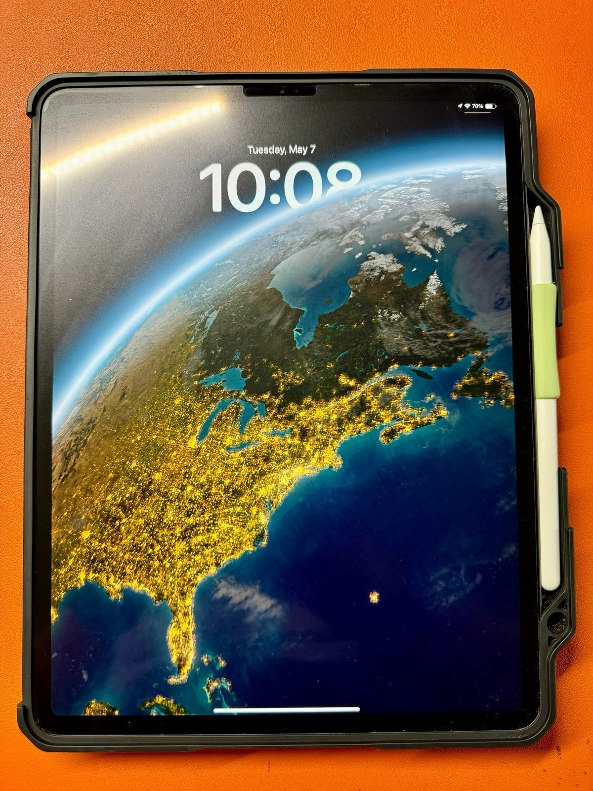 iPad Pro 12.9 4th Generation with Apple Pencil 2nd Gen 3C85