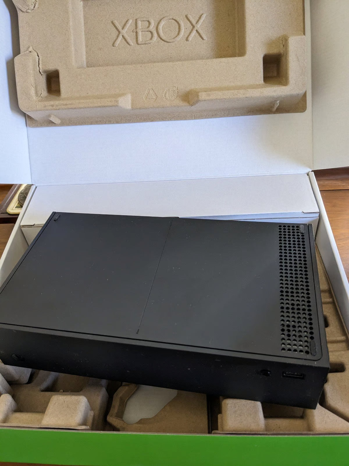 Xbox Series S 1tb Console and 1 Black Remote In Box 5M15