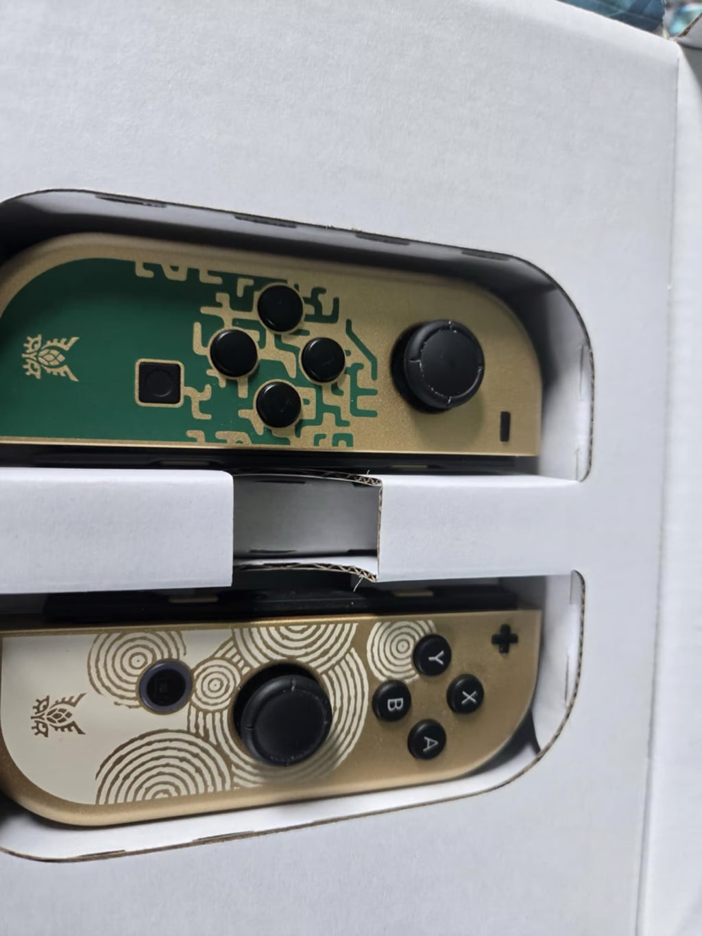 zelda tears of the kingdom Nintendo switch oled bundle 6P78