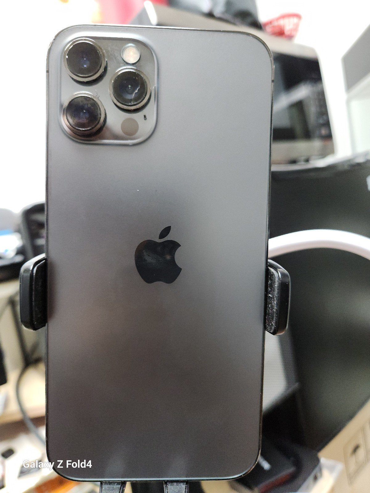 iphone 12 pro max unlocked 128GB Graphite 1F22