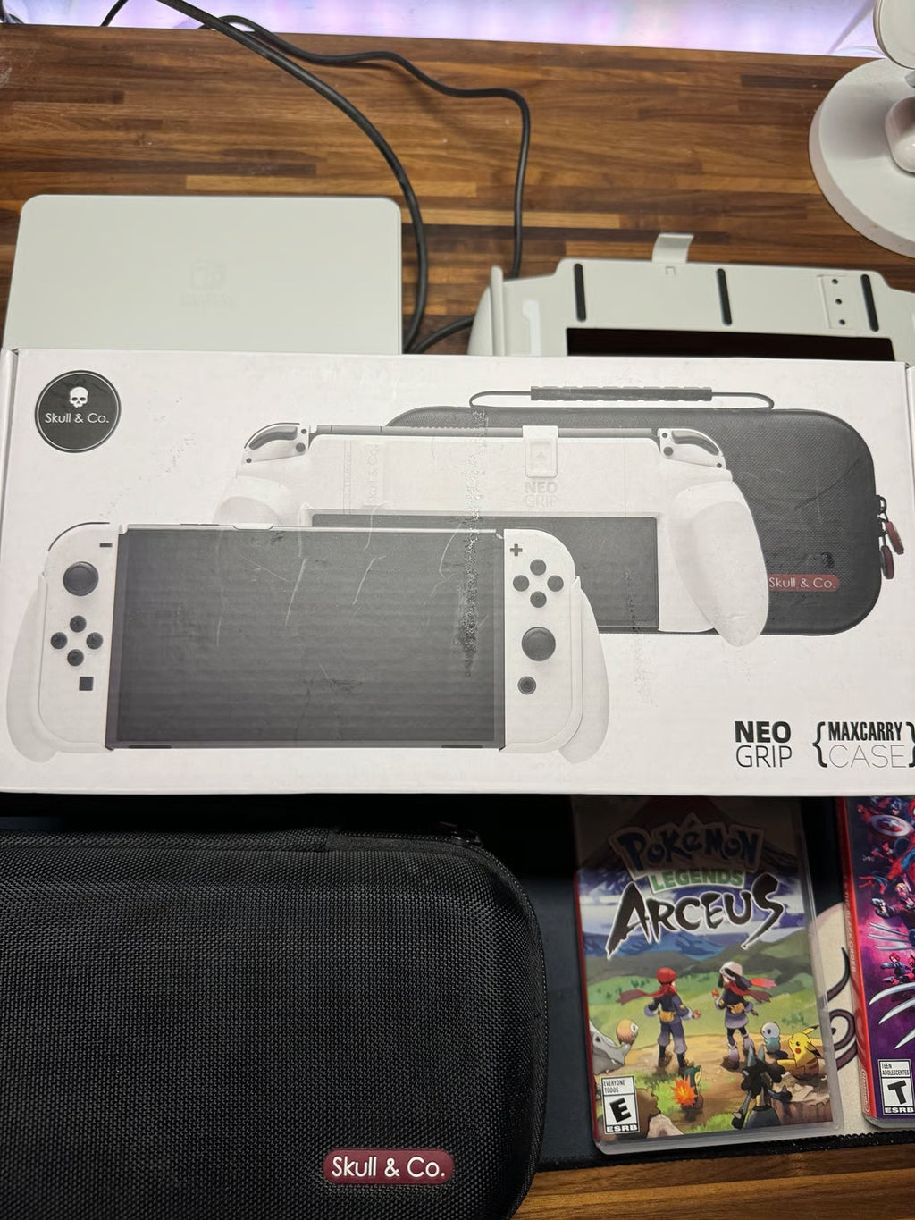 Nintendo switch oled bundle 8C28