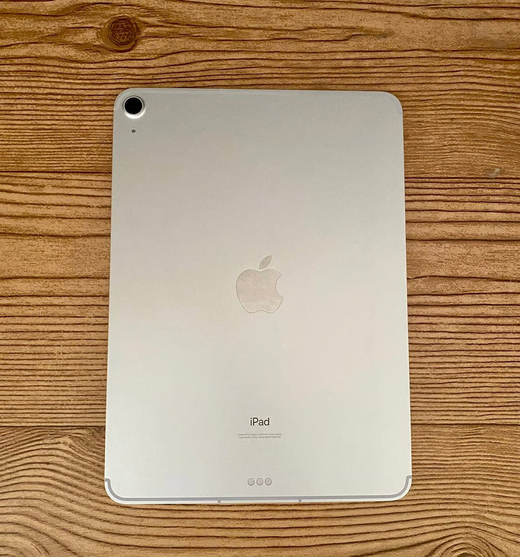 Apple iPad Air 4th Generation 64 GB in Silver 1X62