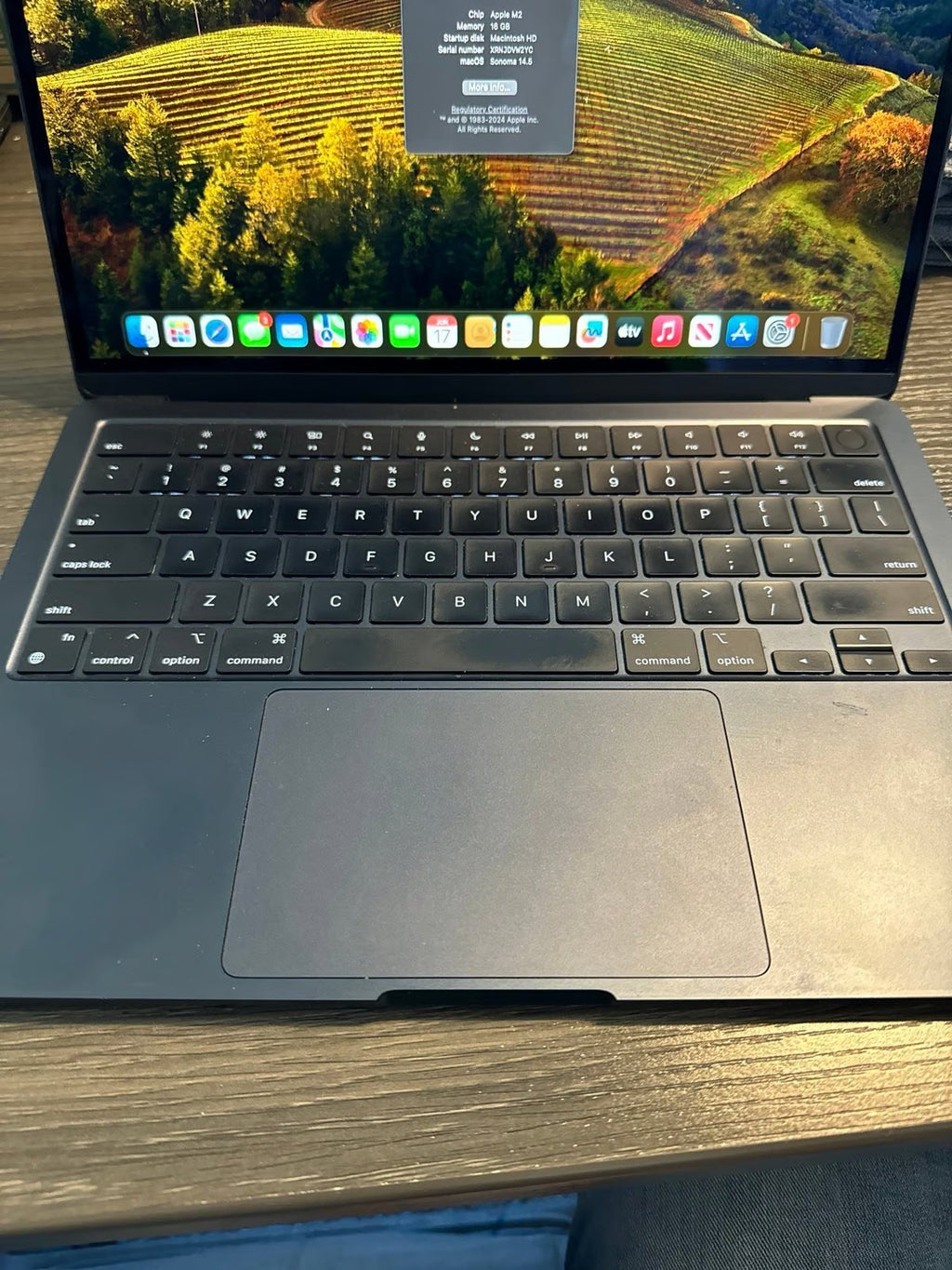 Apple Macbook Air 13in.  M2 3.49 GHz  1TB SSD 2Y29