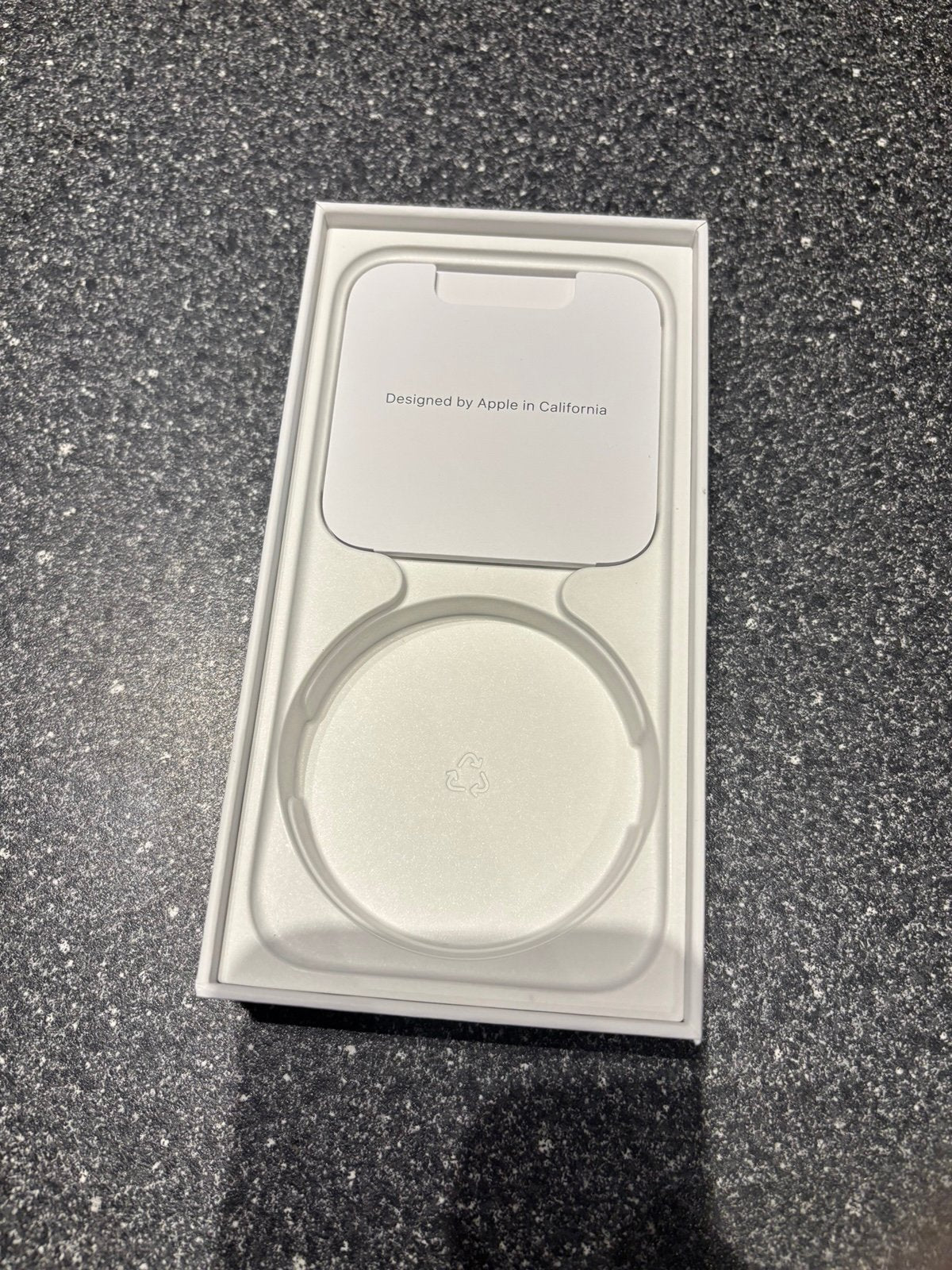 T-Mobile pink iPhone 15 5Y37