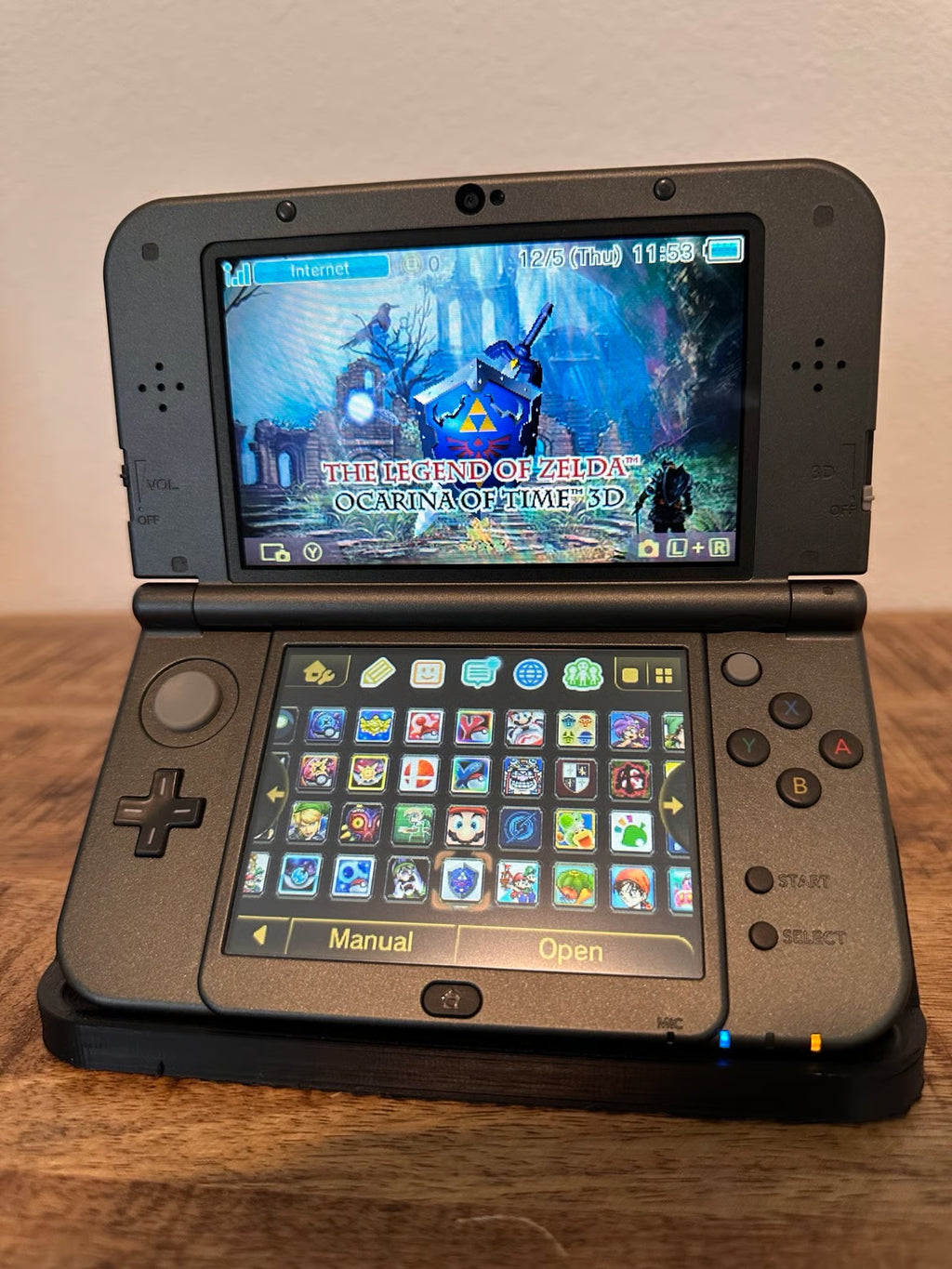DUAL IPS New Nintendo 3DS XL - Metallic Gray - Comes W/ 128 GB and 3000+ Games