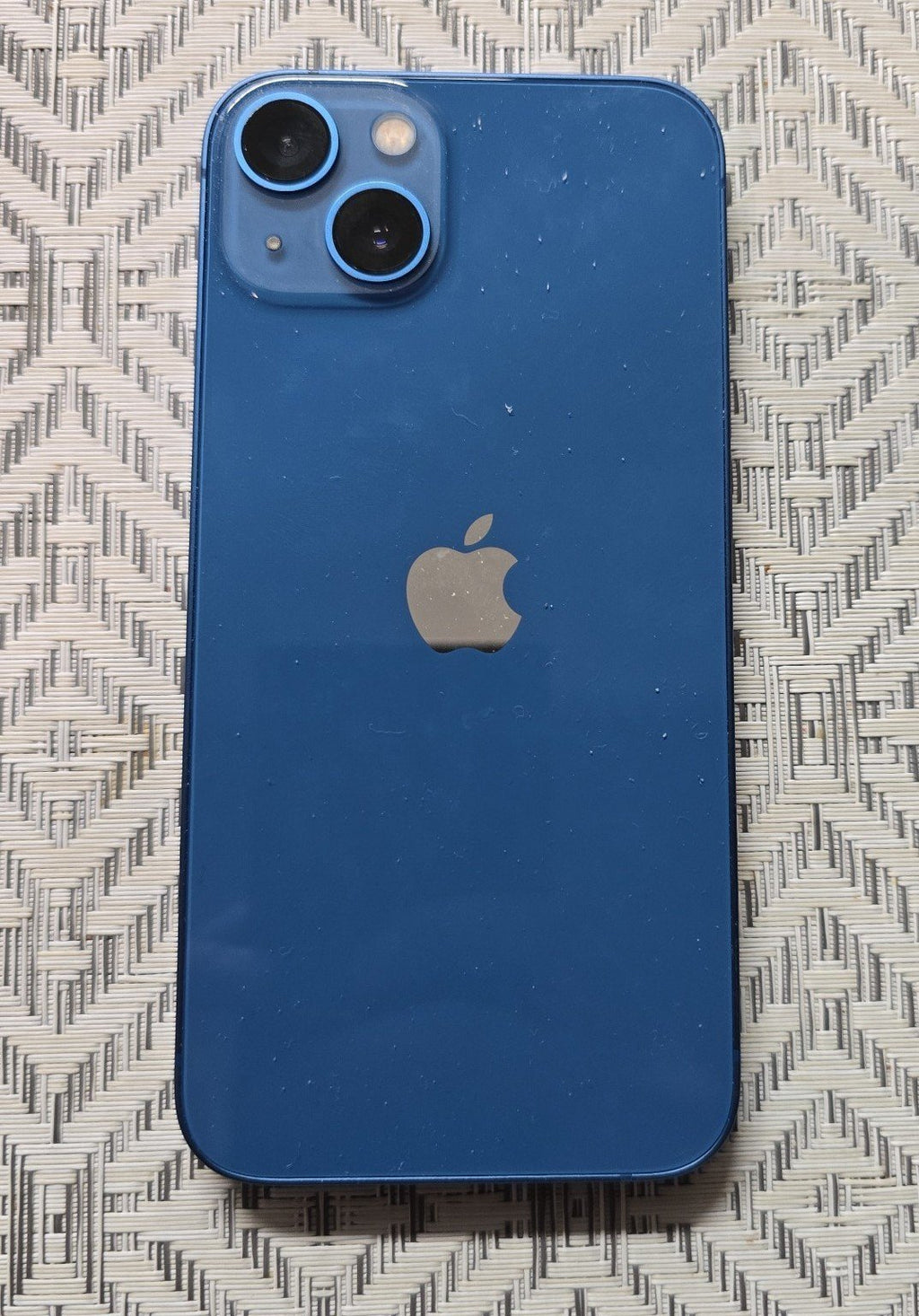 IPhone 13 unlocked 128GB blue 8B63