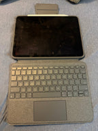 ipad air 4th gen + pen +  keyboard case 8P32