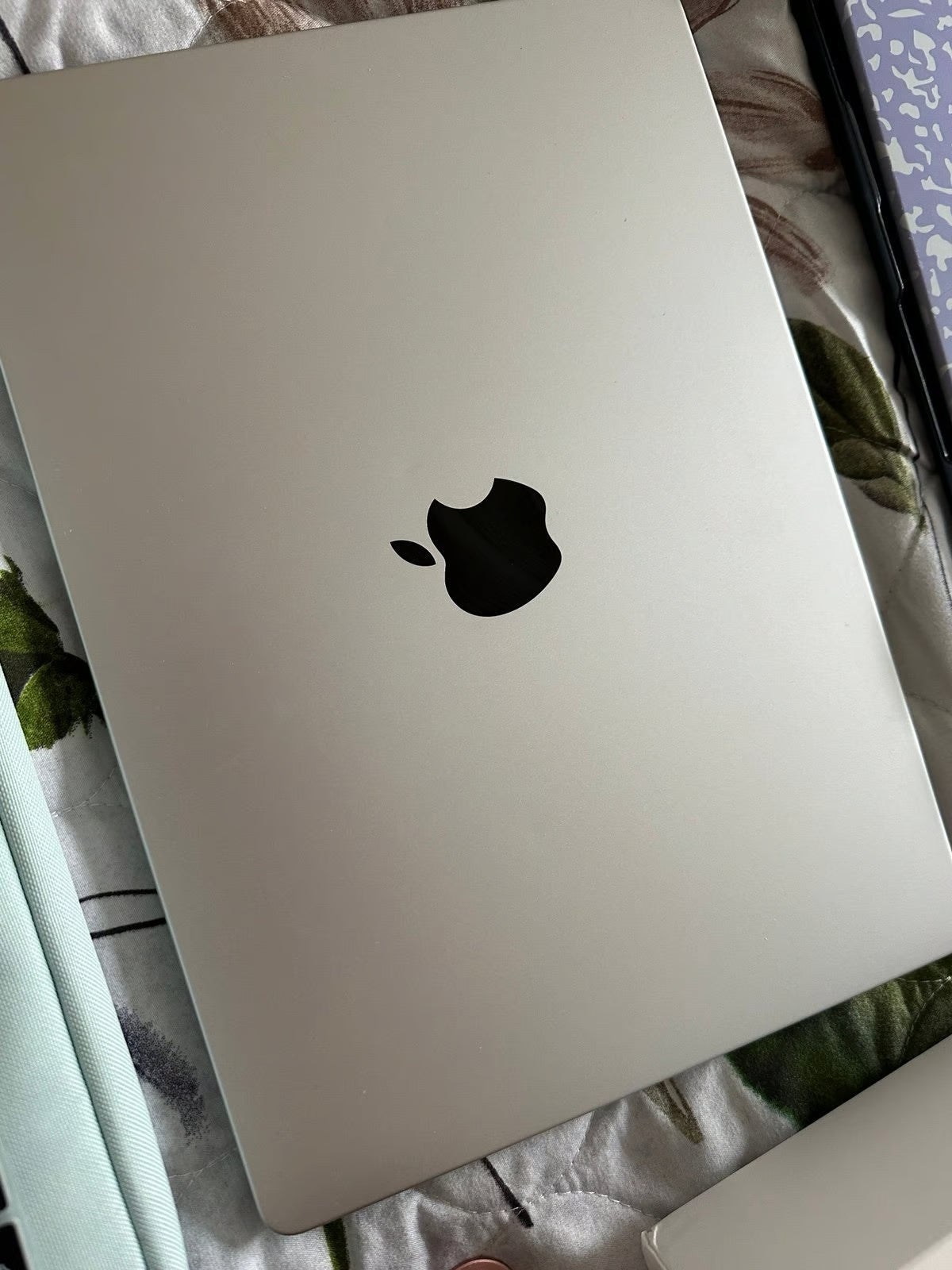 MacBook Pro 14 inch M1 Pro 512 GB SSD 16 GB RAM 1P81