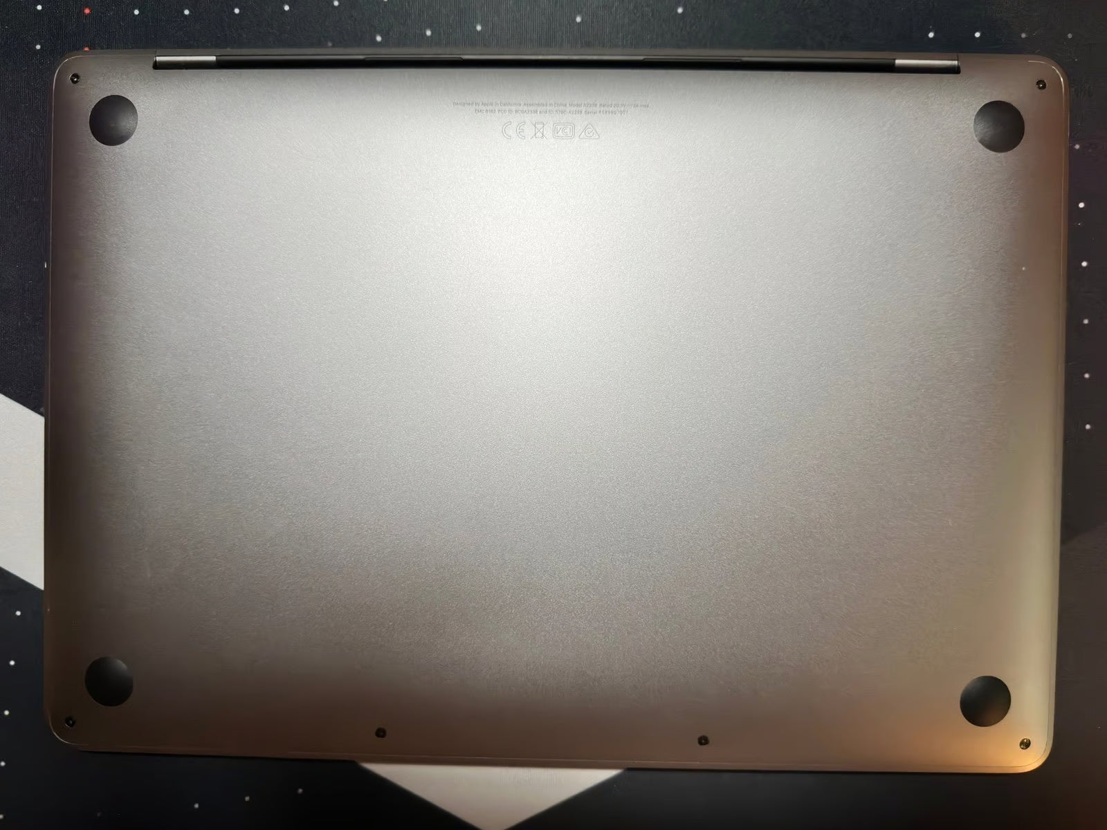 Apple Macbook Pro A2338 13in.  M2 3.49 GHz  256GB SSD 2N69