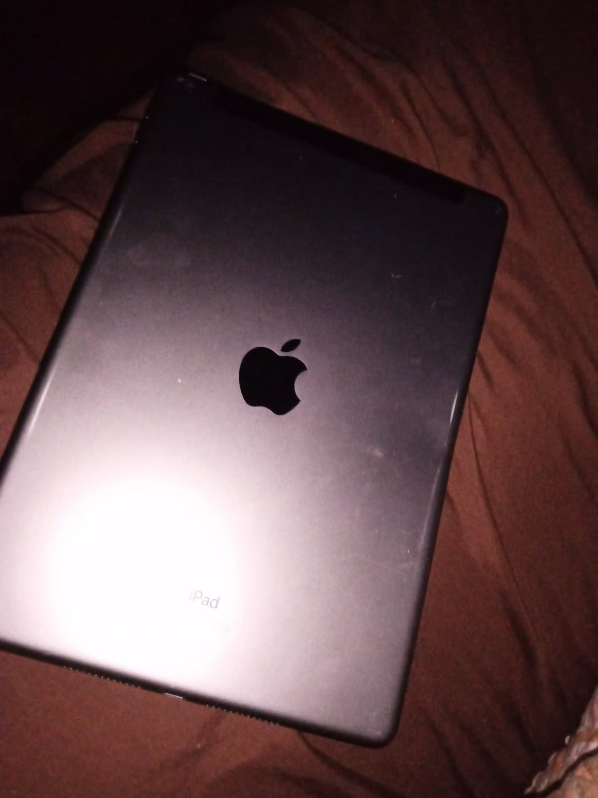 ipad air 8H72