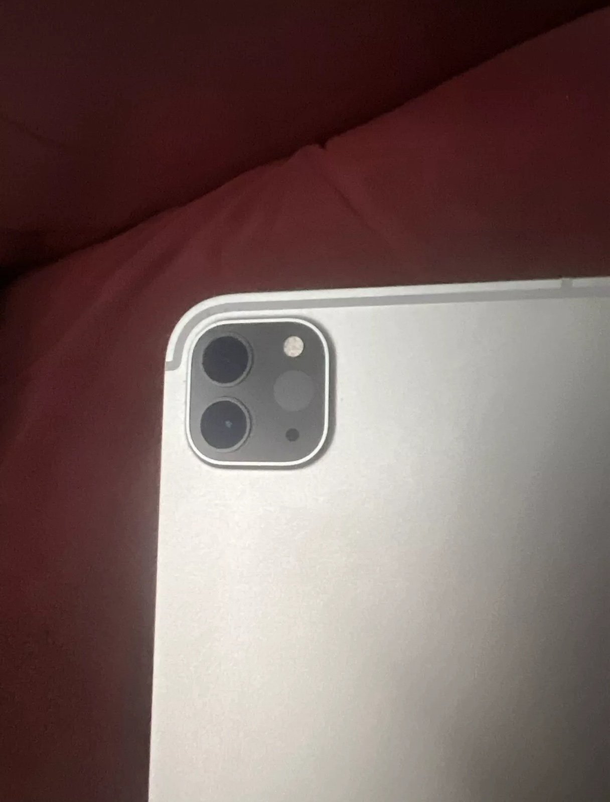 Apple iPad Pro 12.9-inch (5th Gen.) 256GB Silver WiFi + Cellular Clean Condition 6Z83