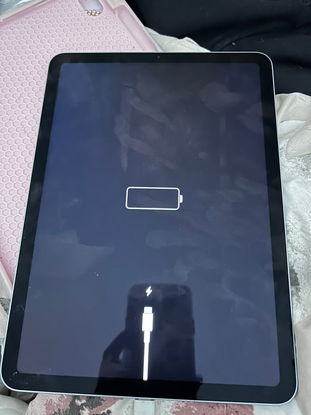 Apple iPad Air 4th Generation 64 GB in Blue 3T15