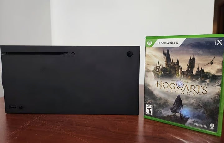 Xbox Series X console with Hogwart's Legacy game - Firm 8K39