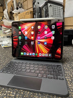 iPad Pro 11inch 3rd gen 128gb 1Y77