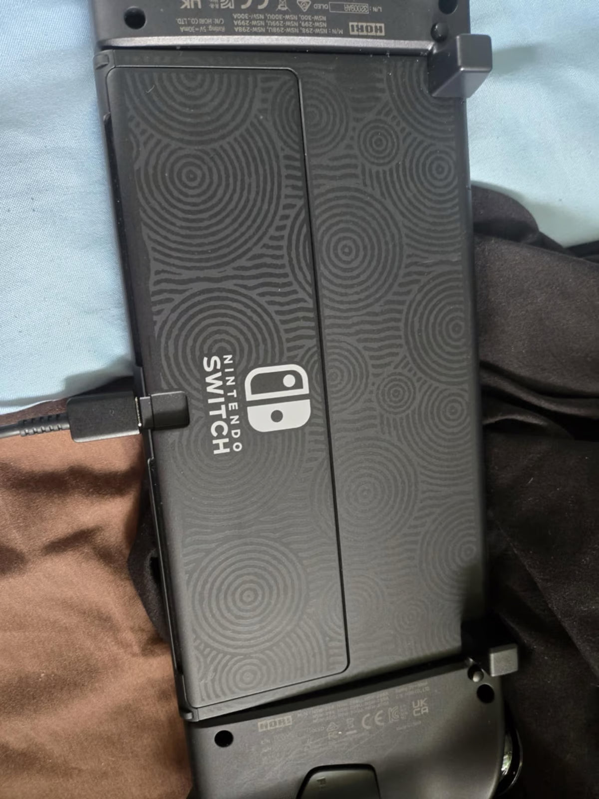 zelda tears of the kingdom Nintendo switch oled bundle 6P78