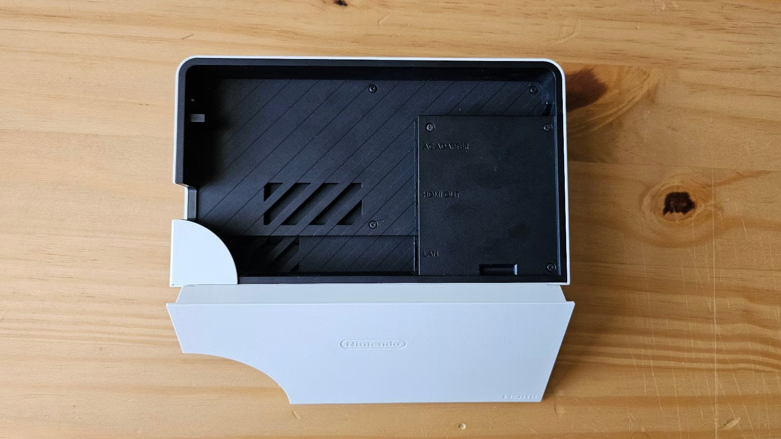 Nintendo Switch OLED + 2 Pokemon Games 3W88