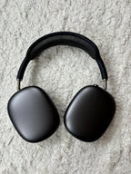 Apple AirPods Max with Smart Case in Space Gray 7R31