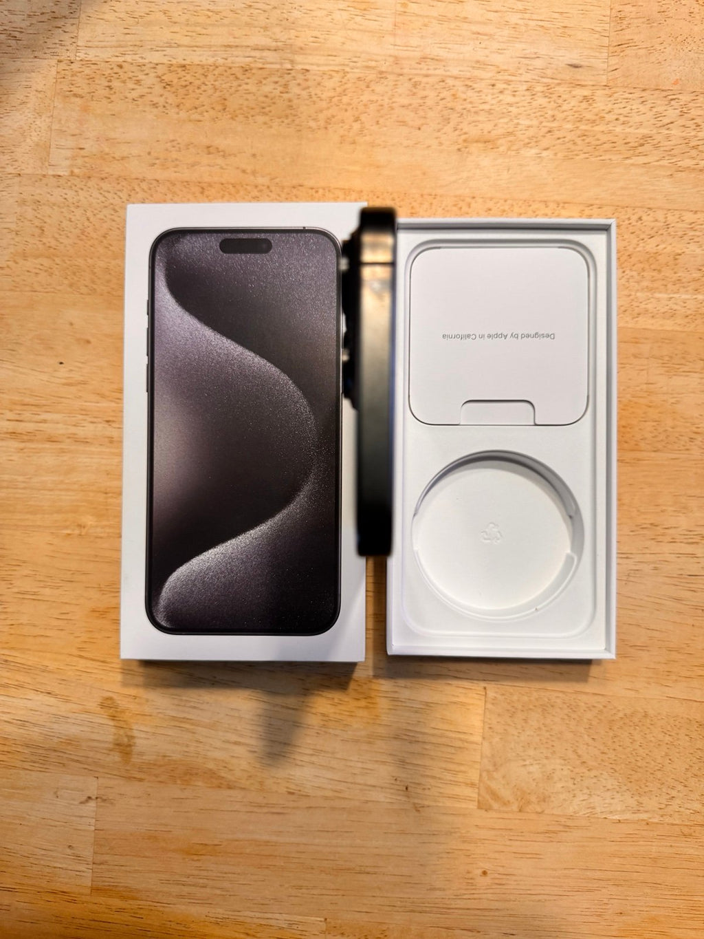 iPhone 15 Pro Max 256GB (unlocked) 1R56