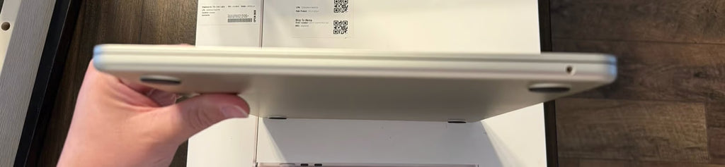 Apple Macbook Air 15 inch M3 256GB 8GB Memory Starlight 2A35