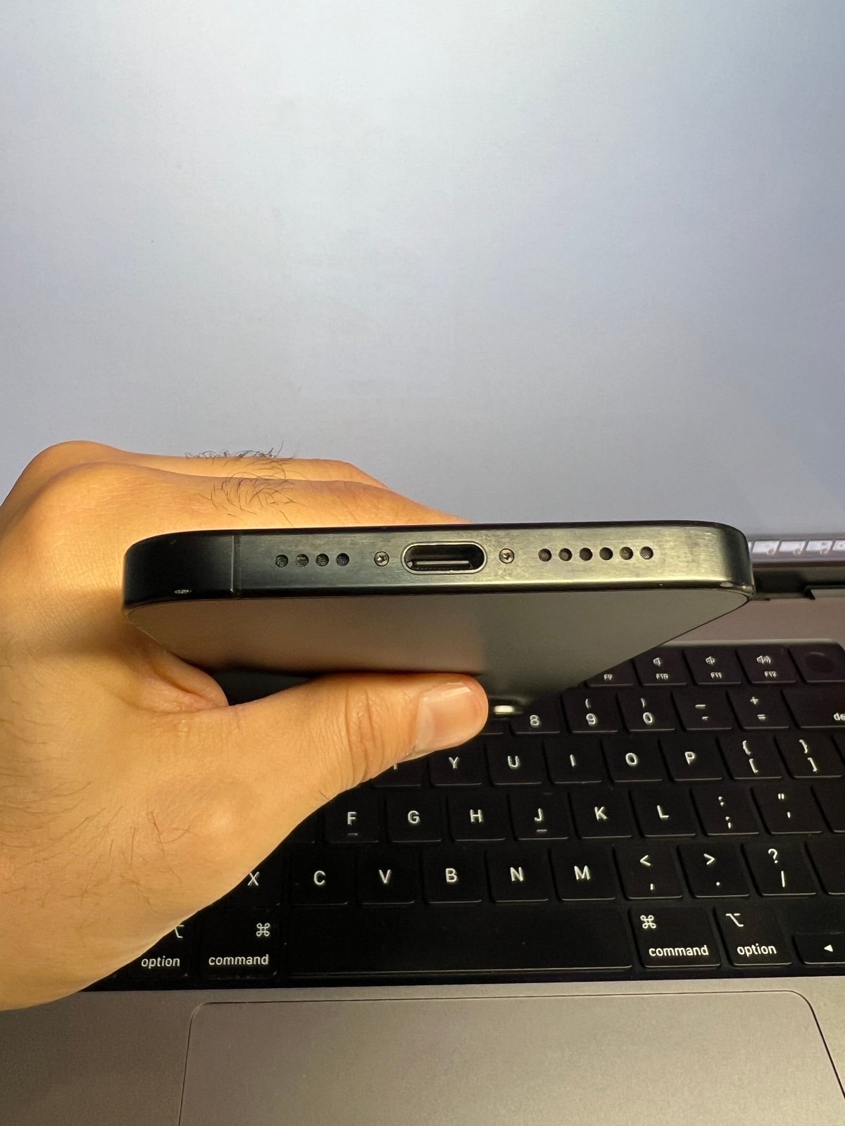 Apple iPhone 15 Pro Max Factory Unlocked (100% Batt) Black Titanium 256GB #20128 9C71