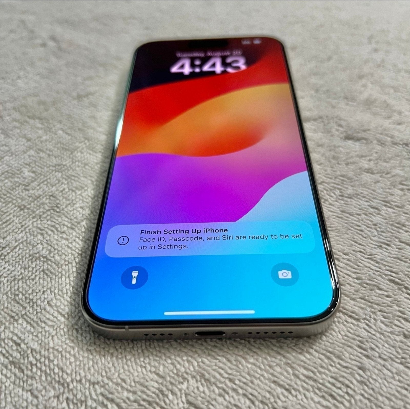 Apple iPhone 15 Pro Max - 256GB - Titanium White (Factory Unlocked) NEW! 6K86