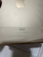 Apple iPad Mini 4th Generation 64 GB in Gold 6P77