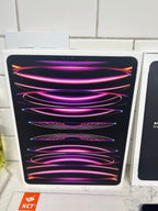 iPad Pro w/ Apple Pencil & Smart Folio Case Bundle (GREAT CONDITION!) 5S76