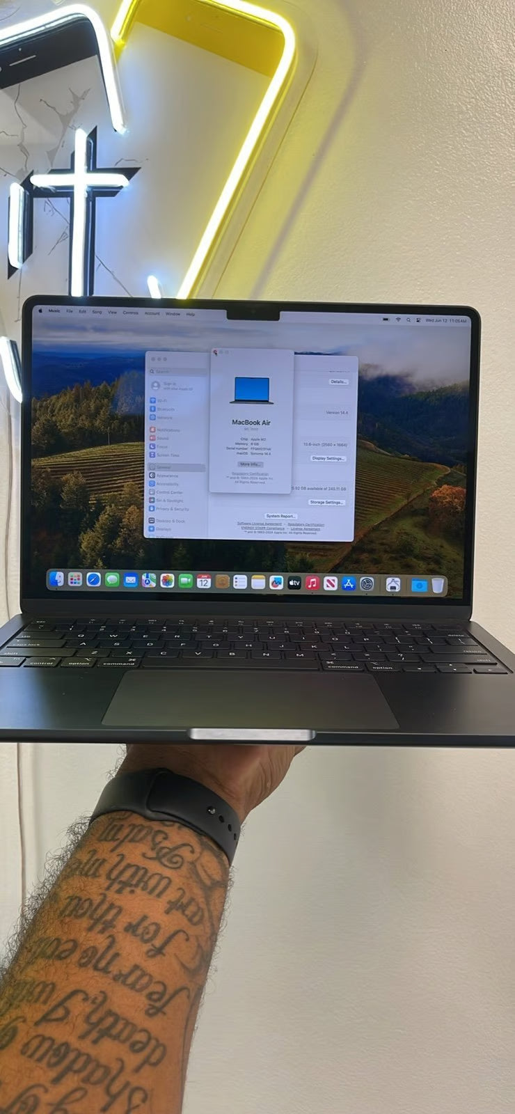 (2024)Apple Macbook Air 13in.  M2 3.49 GHz  256GB SSD 5P67