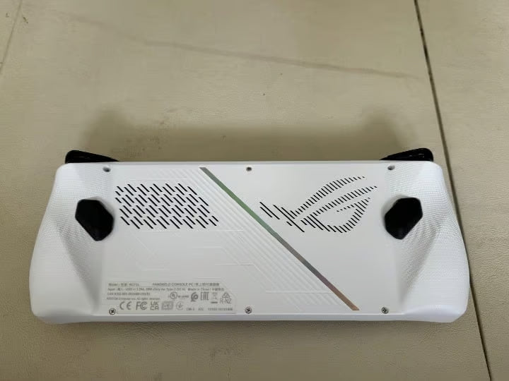 Asus ROG Ally Z1 Extreme - 512GB + More 2Q15