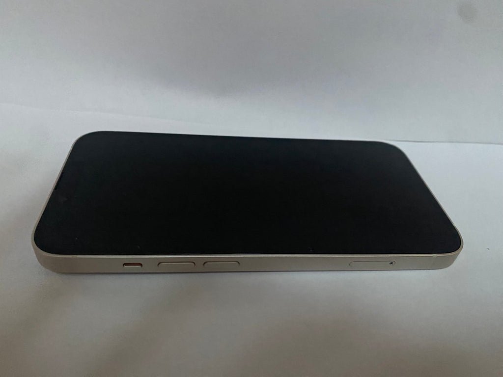 Apple iPhone 13 128 GB white unlocked 6X26