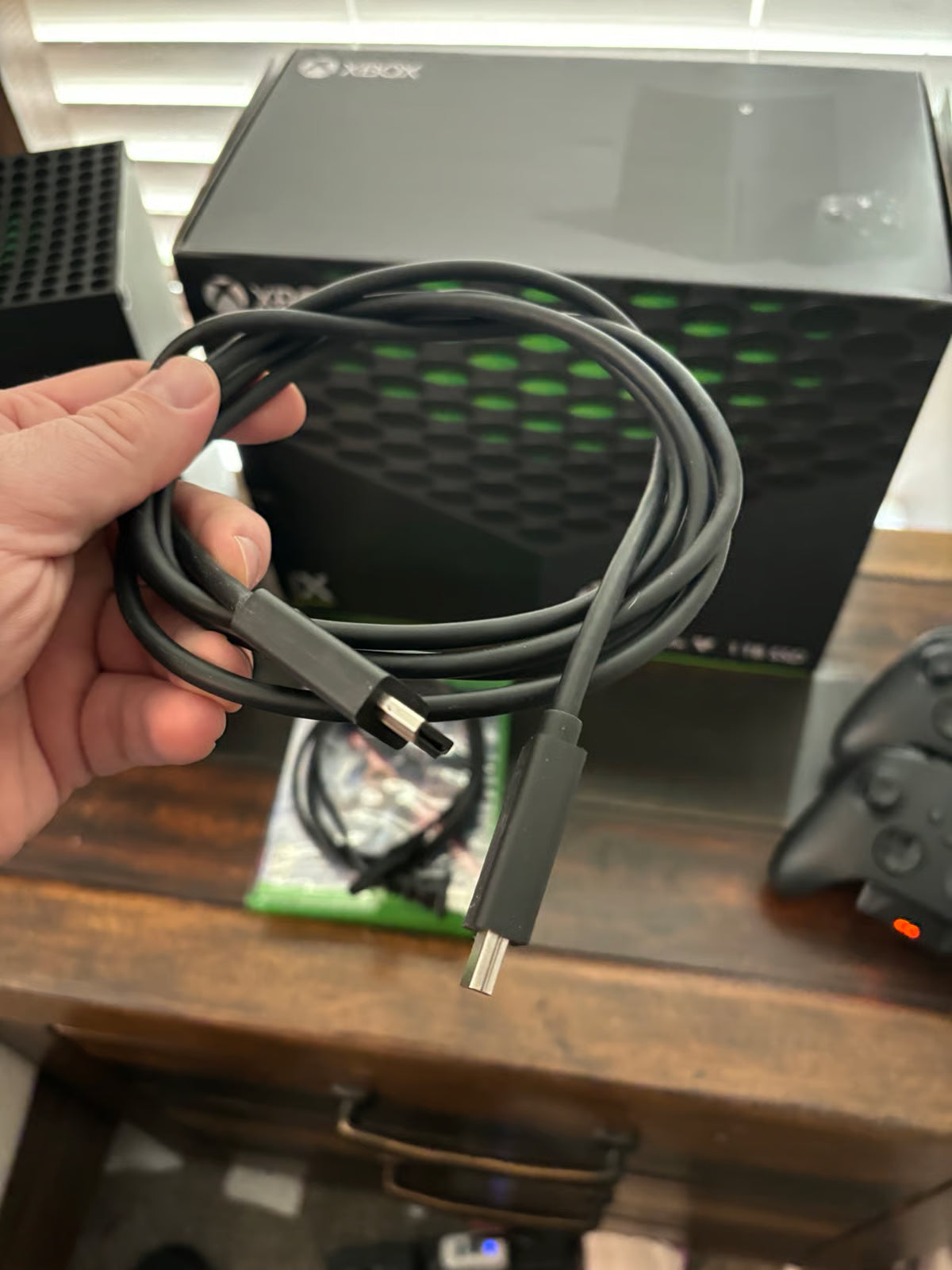 Xbox Series X Bundle with Box 9R17