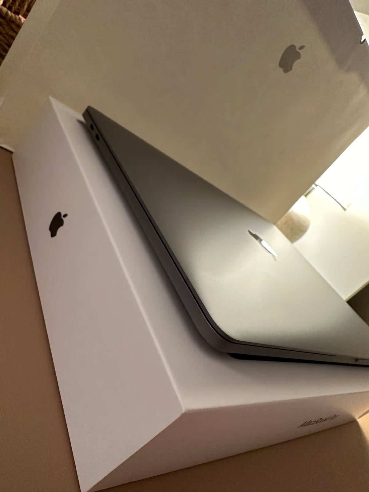 macbook pro m2 2022 9K52
