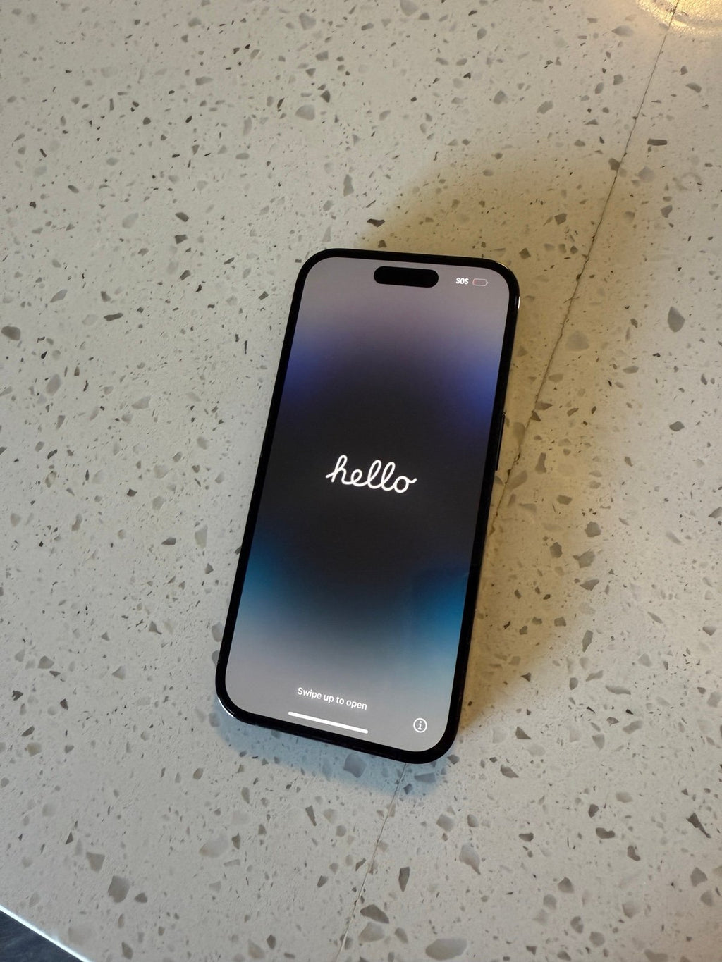 Unlocked Apple iPhone 14 Pro 256 GB in Space Black 8B87