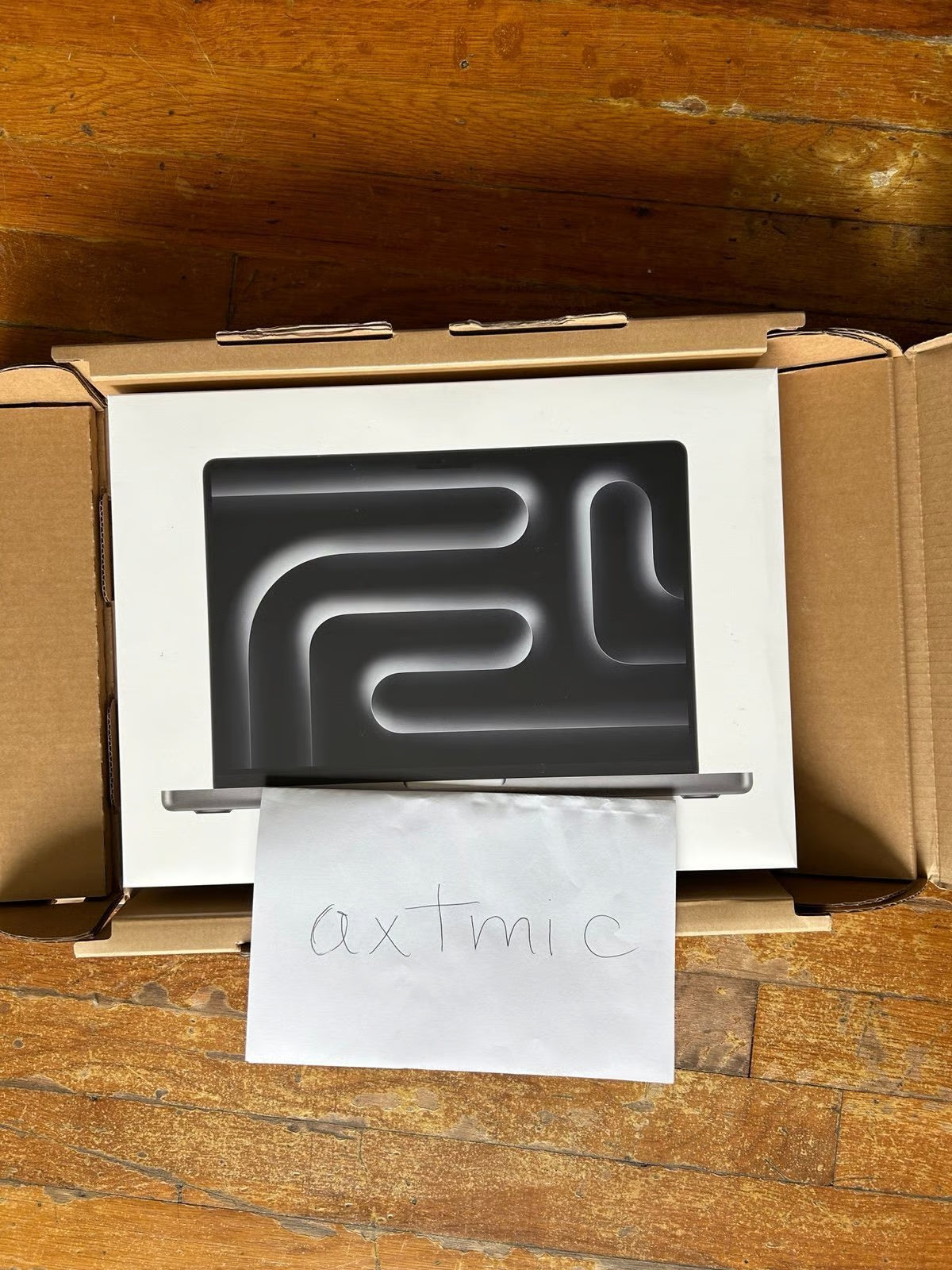 Apple 2023 14"" MacBook Pro Laptop M3 Pro 6S81