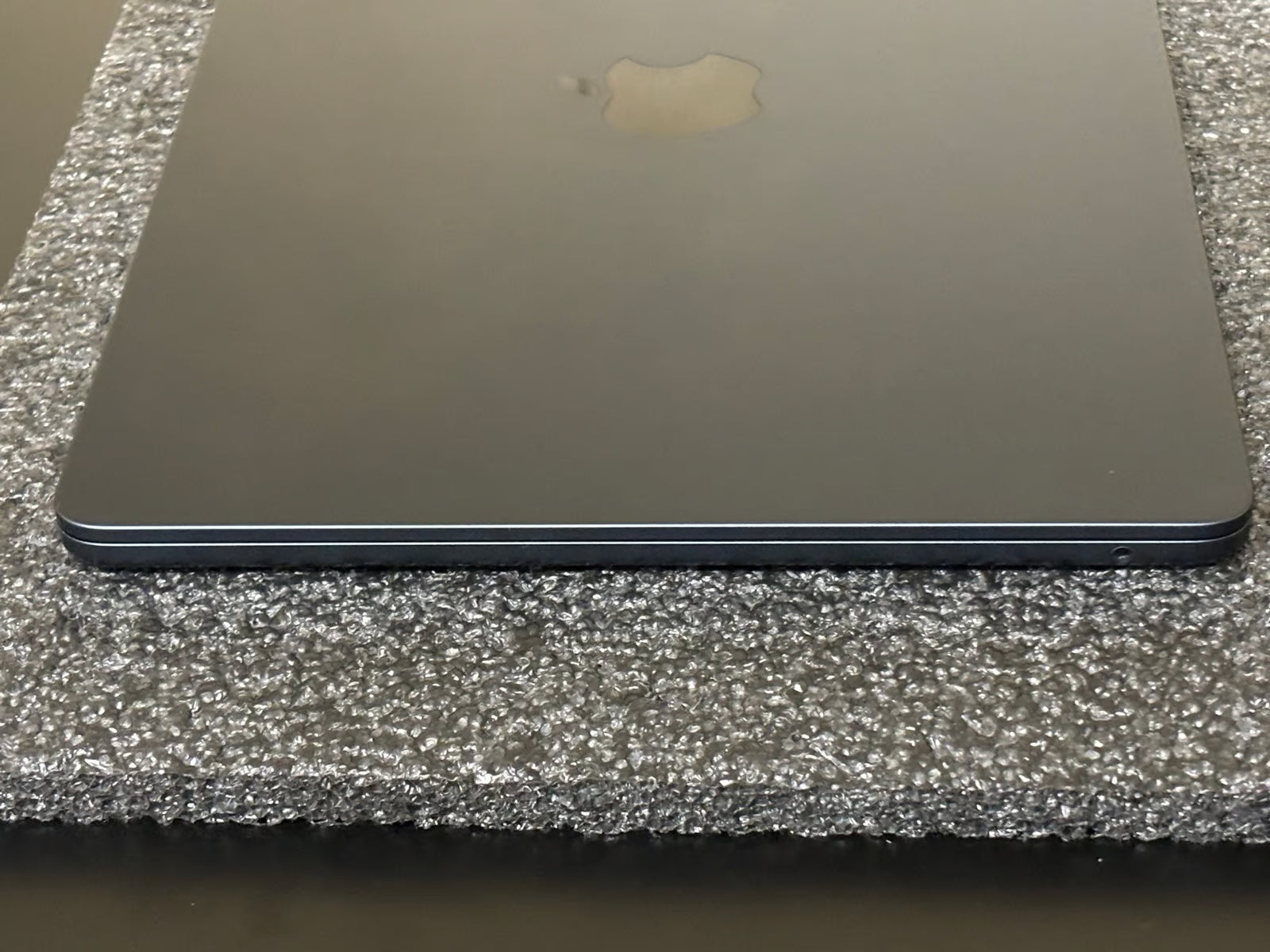 MacBook  air 13 m2 8 256 Gb midnight mly33ll/a 1U78