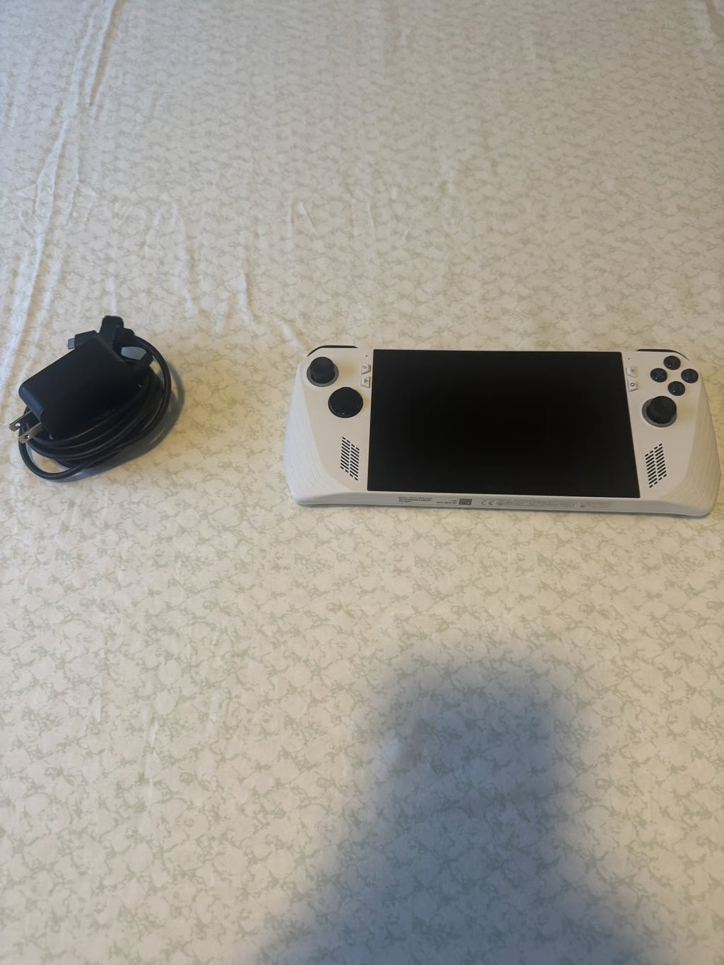 ASUS rog ally z1 extreme 8S99