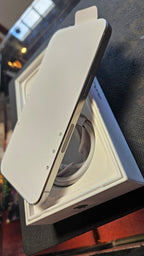 iPhone 15 pro max unlocked 256gb Titanium White unlocked NEW 9P17