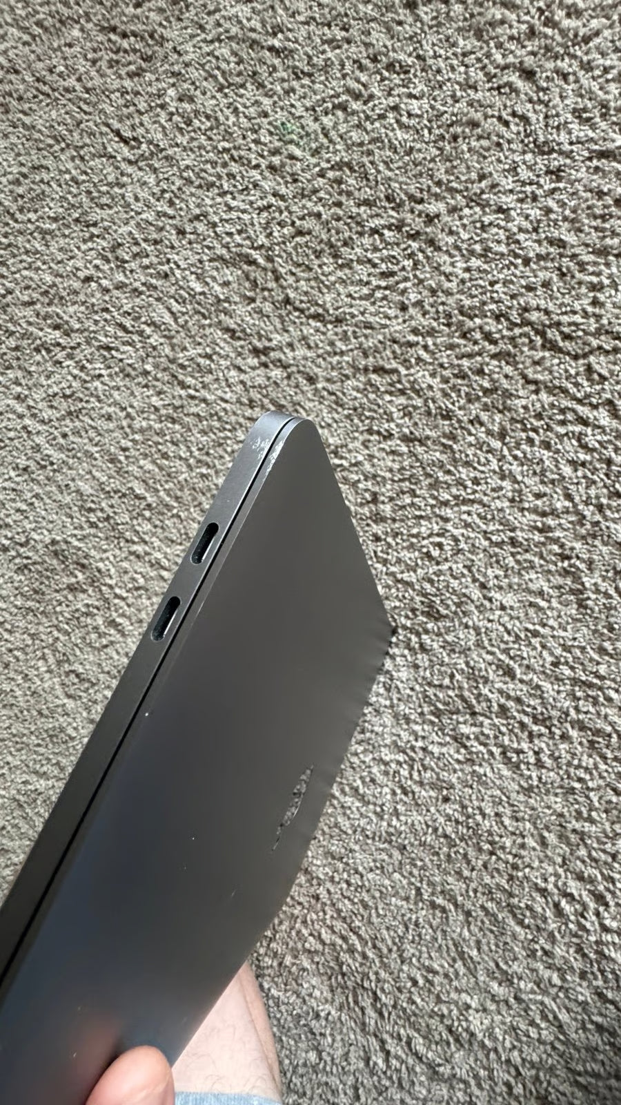 Apple Macbook Pro A2338 13in.  M1 3.2 GHz  256GB SSD 8N51