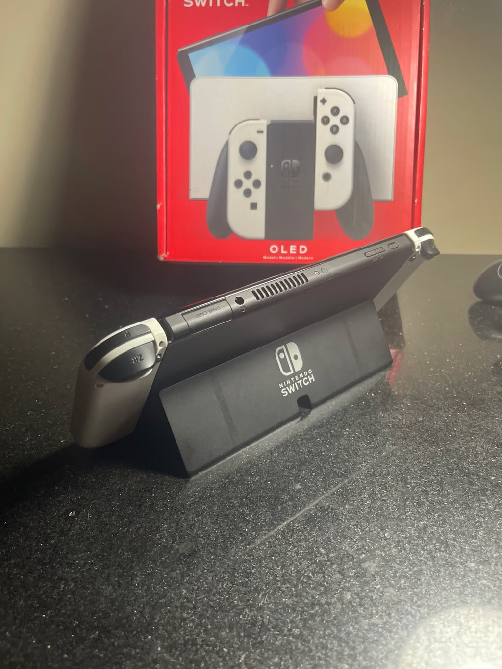 Nintendo Switch Oled console 1U87