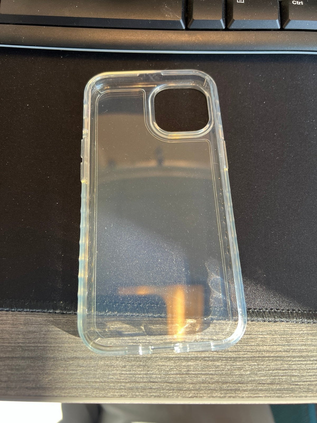 iPhone 13 Unlocked 7B77