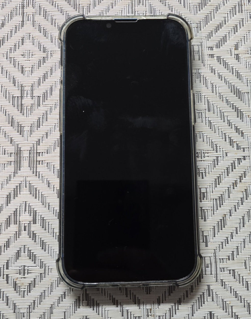 IPhone 13 unlocked 128GB blue 8B63