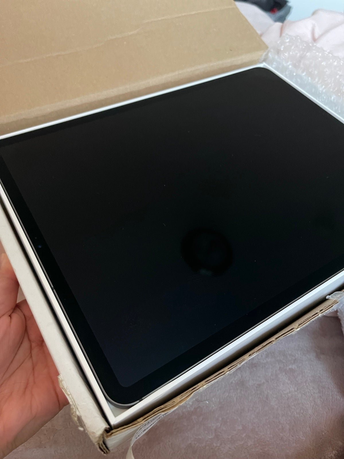 iPad Pro 12.9 inch 1 TB space gray (3rd generation) Wi-Fi + 4G UNLOCKED 6U69