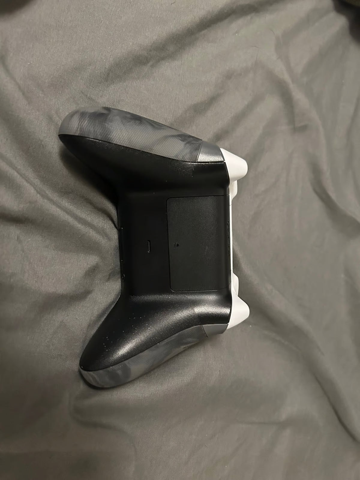 xboxone series x 9C79