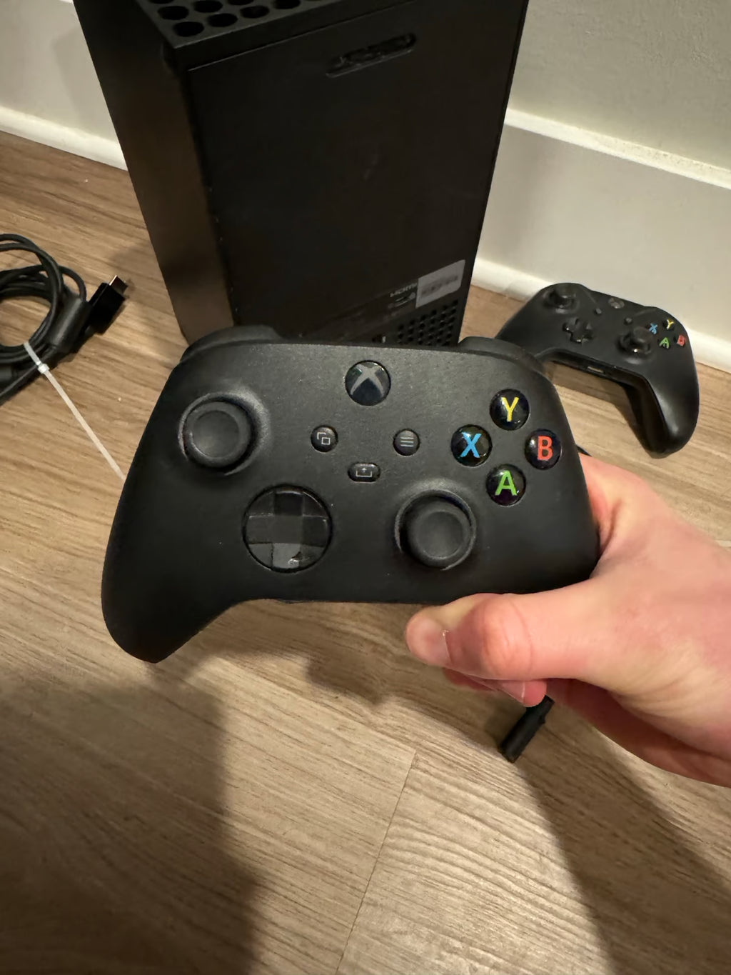 xbox series x 2 controllers 6X65