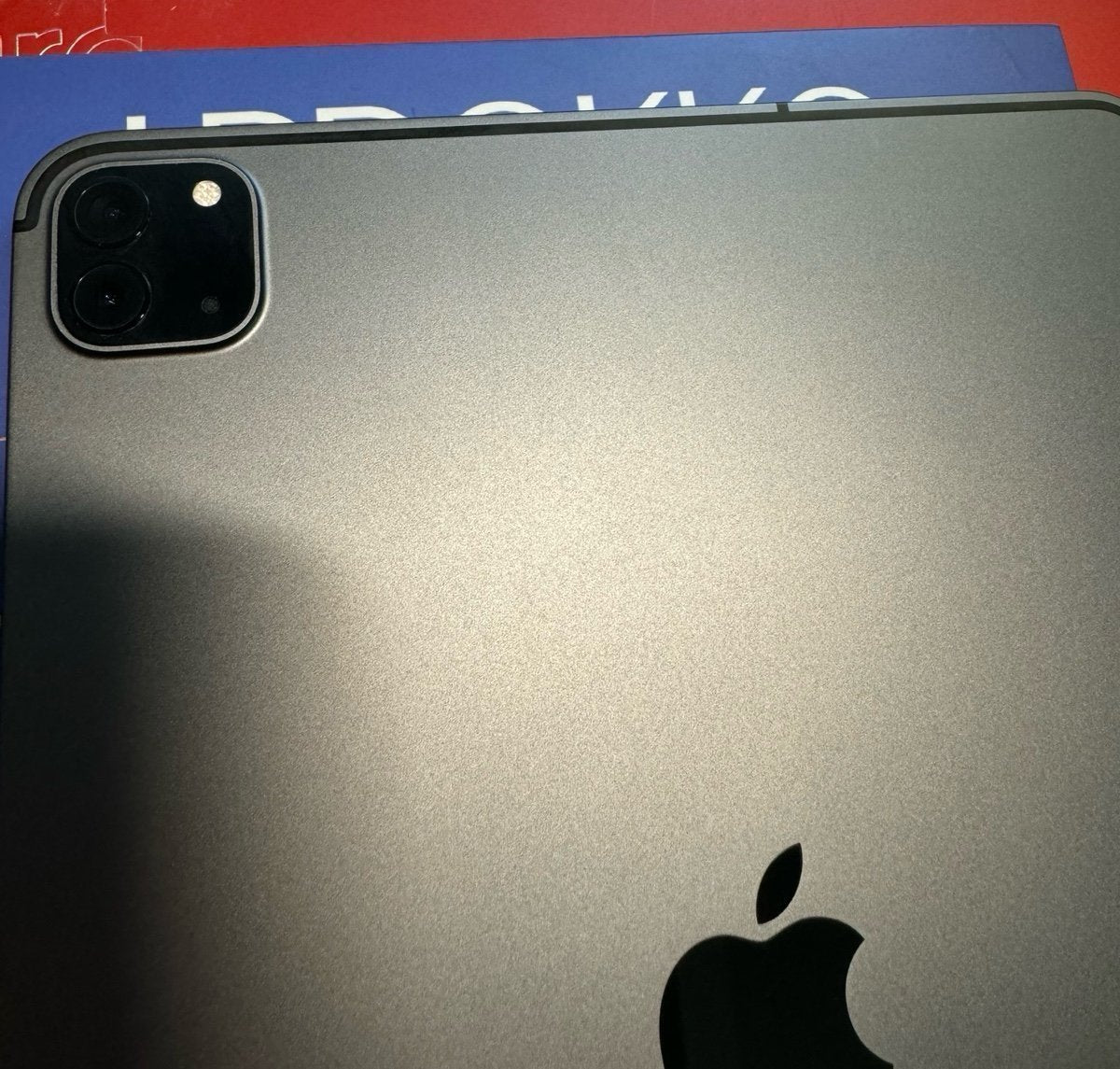 iPad Pro 2nd generation Space Gray 256 GB (celluar) --read 1O66