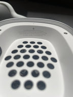 White AirPods Max FREE SHPPING 2B21