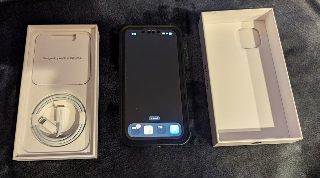 iPhone 13 Midnight 128GB Model A2482 5S15