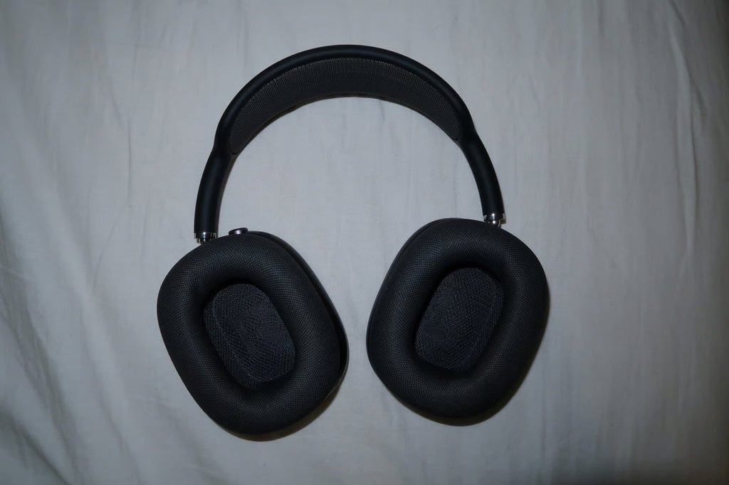 Apple AirPods Max in Space Gray 5N72