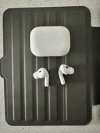 iPad mini 6 with AirPods 3C53